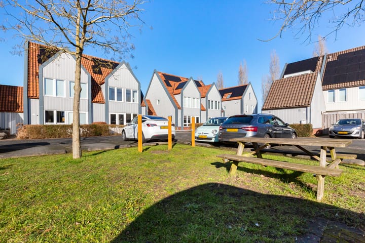 Photo 42 of Agaatvlindersingel 10