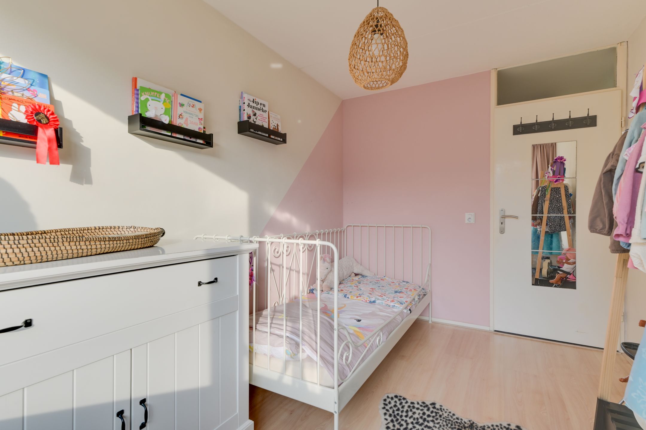 Foto 24 van Windmolen 9