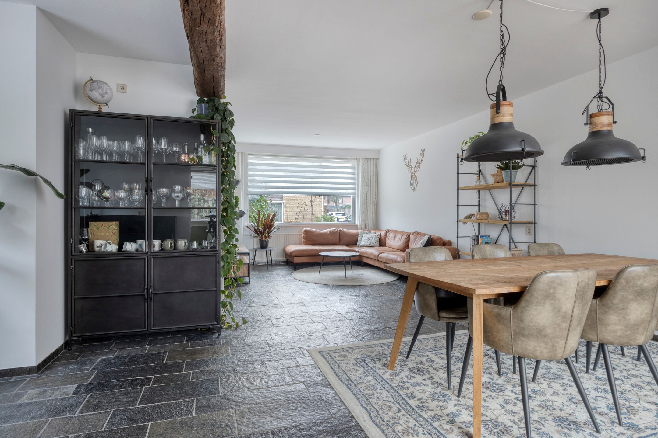 Photo 15 of Heirstraat 11