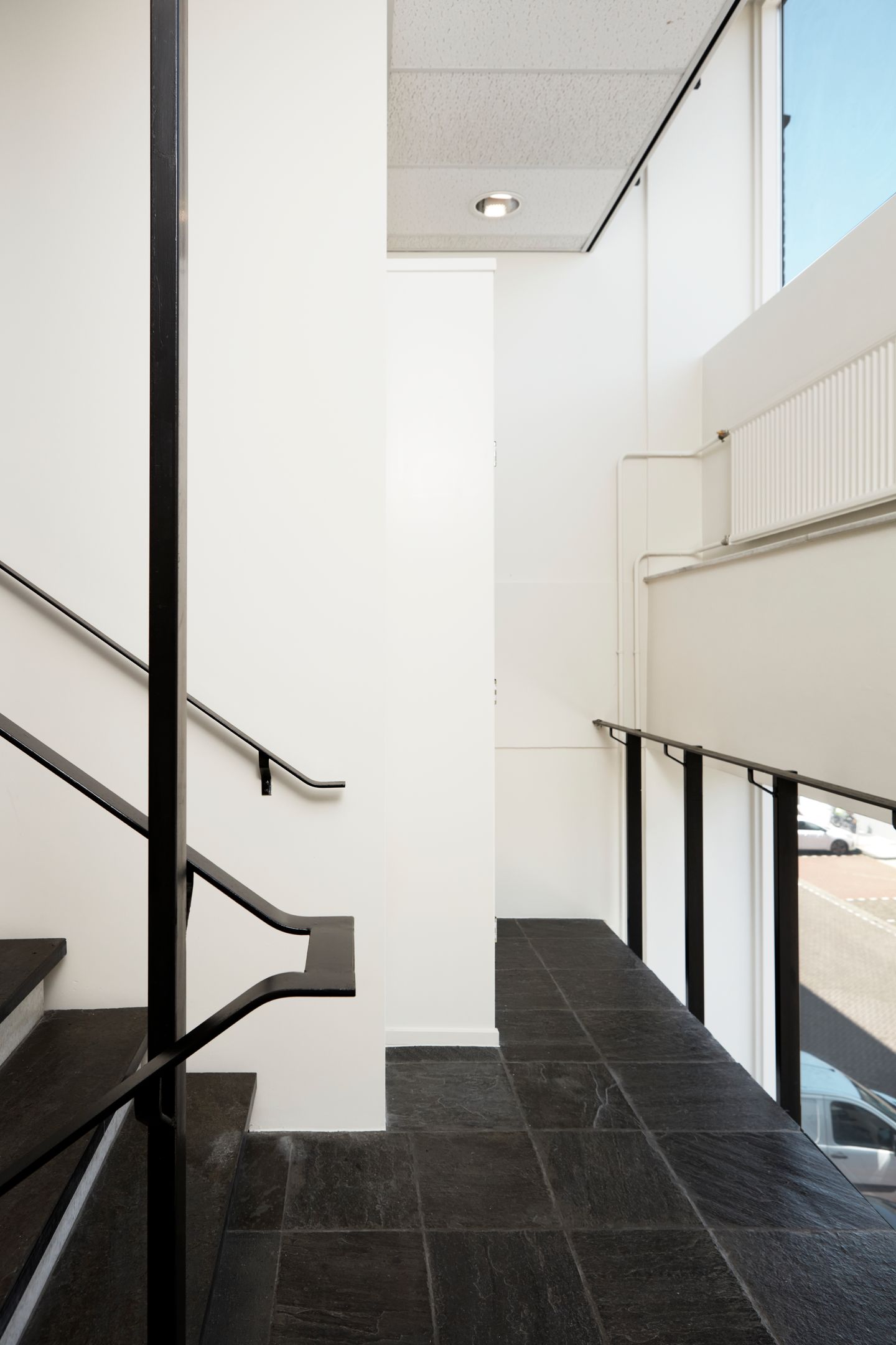 View photo 3 of Ellermanstraat 16-R