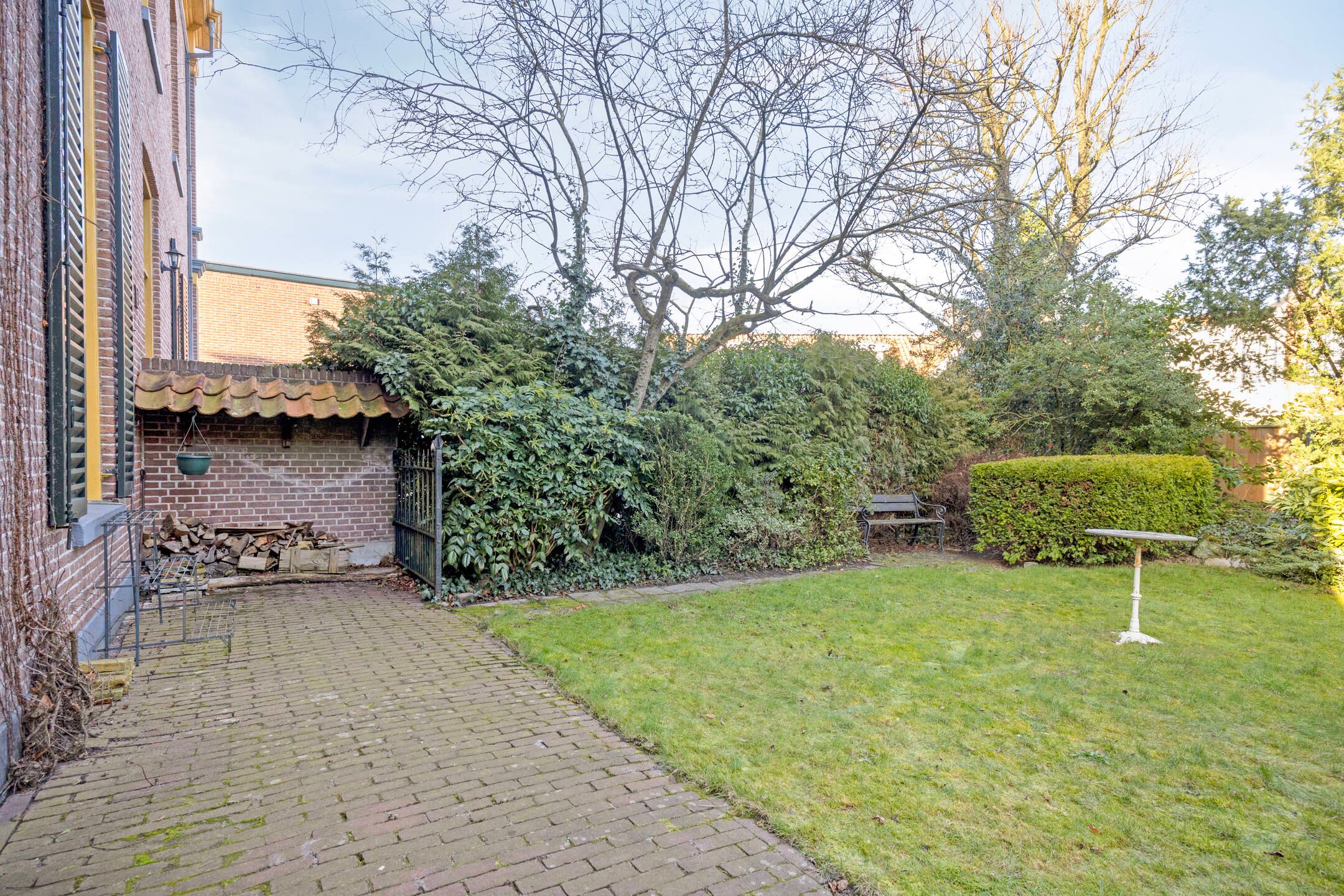 Foto 45 van Grotestraat 120