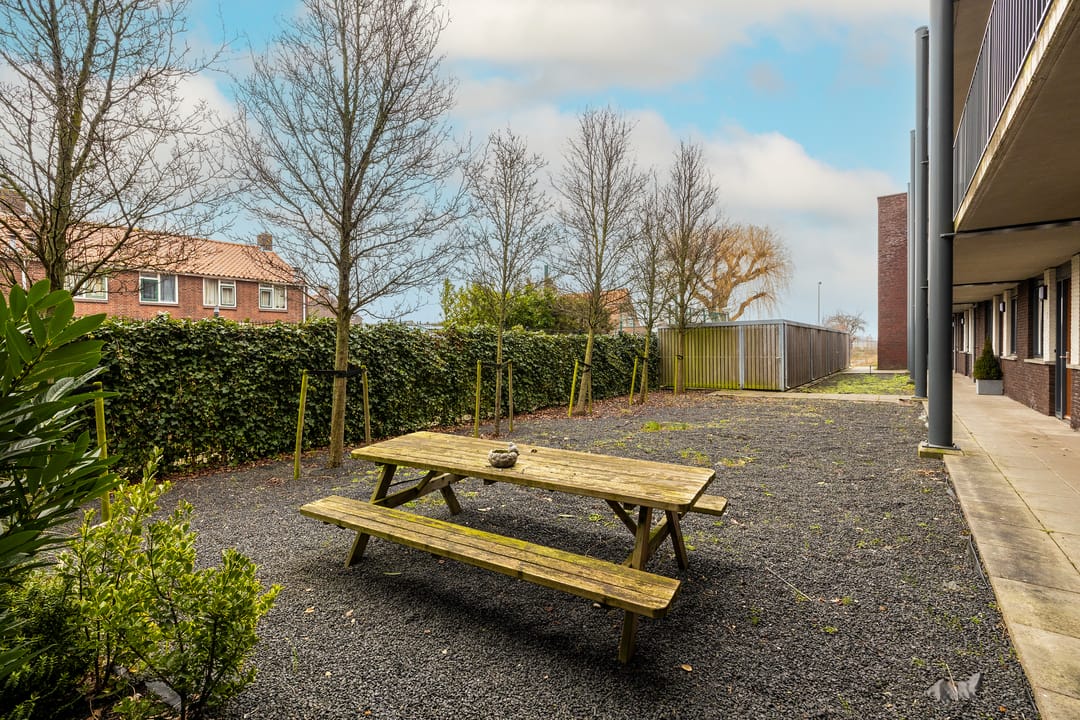 Foto 23 van Van Poeljestraat 23