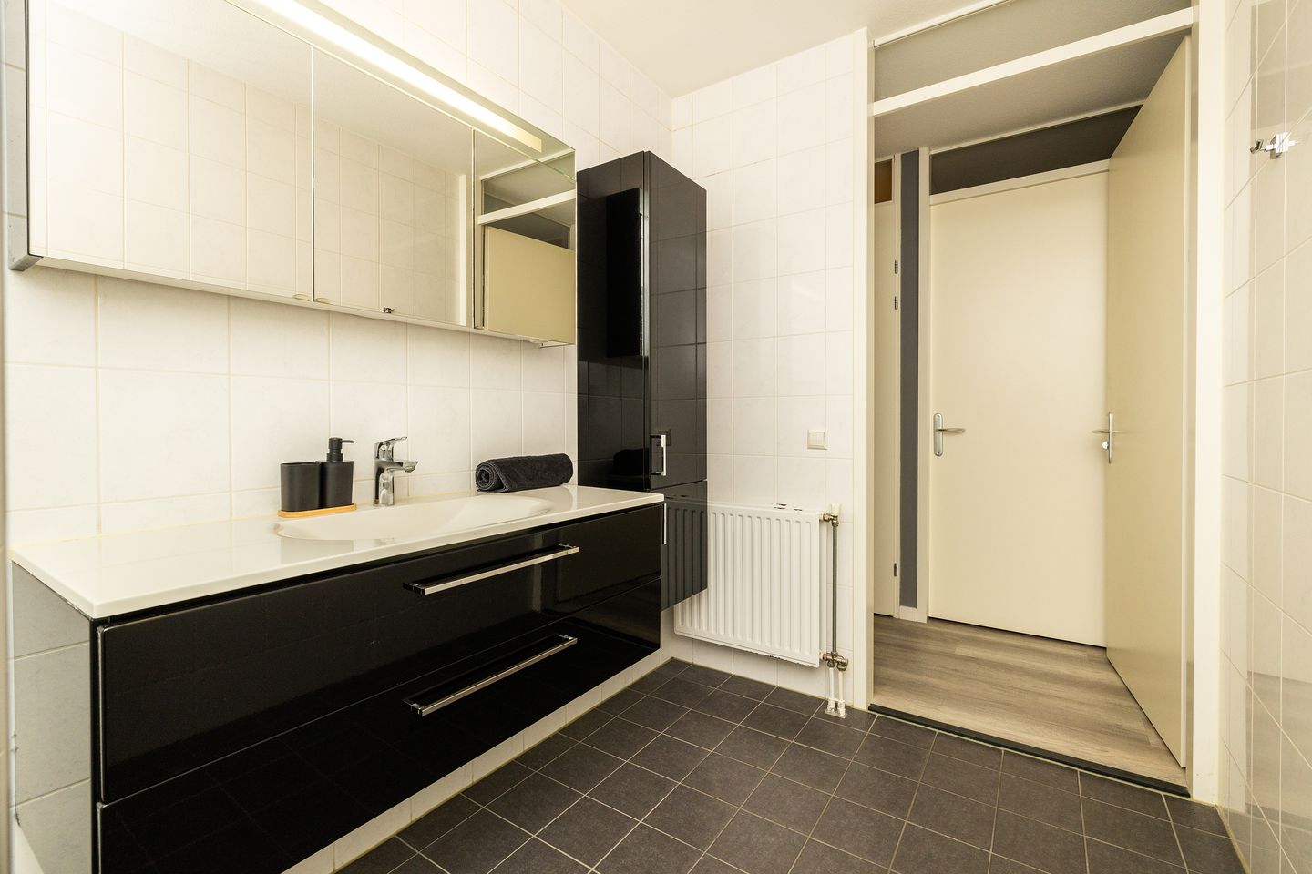 Foto 20 van Van Poeljestraat 23