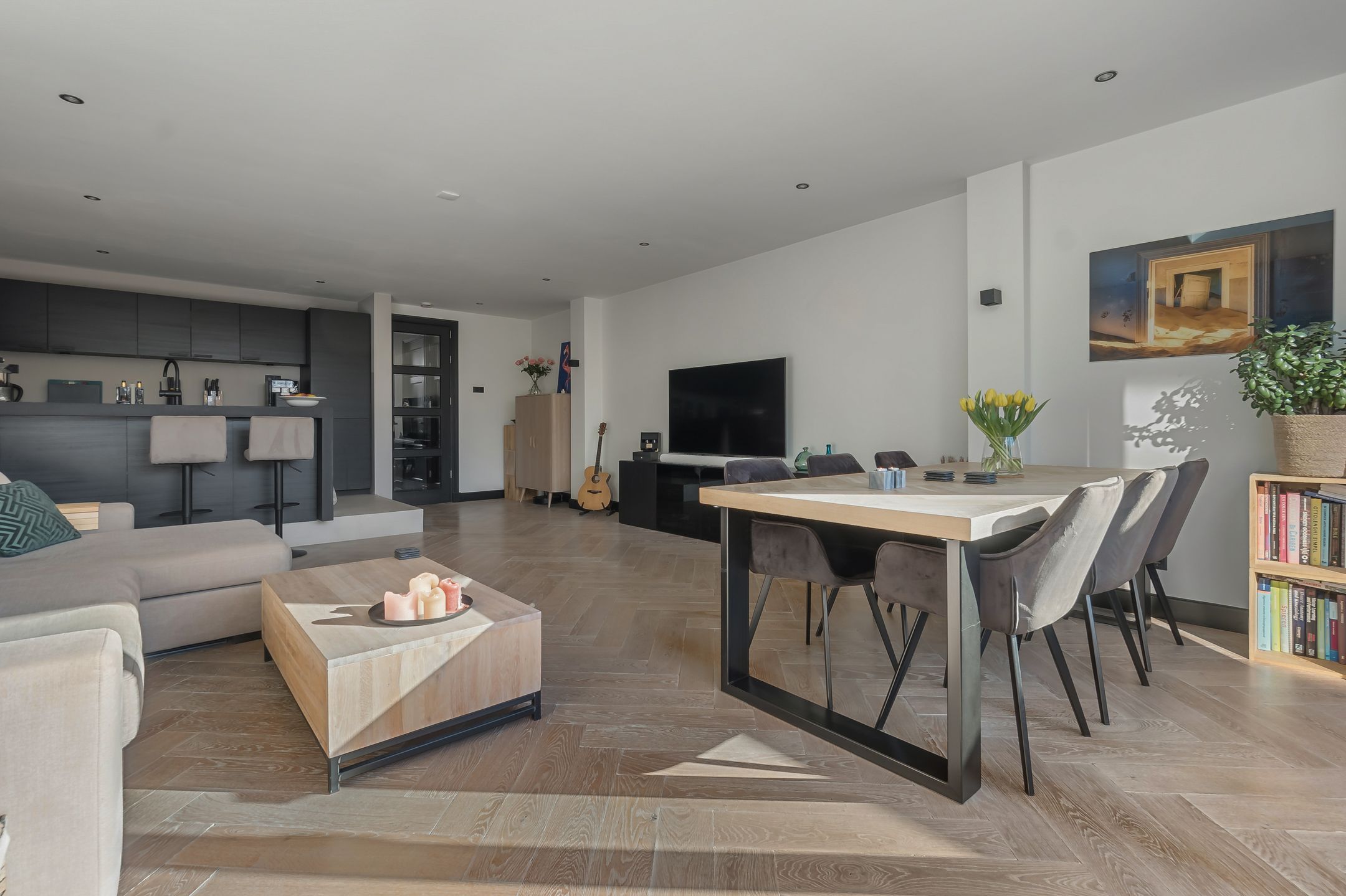 Foto 12 van Heeswijkstraat 46