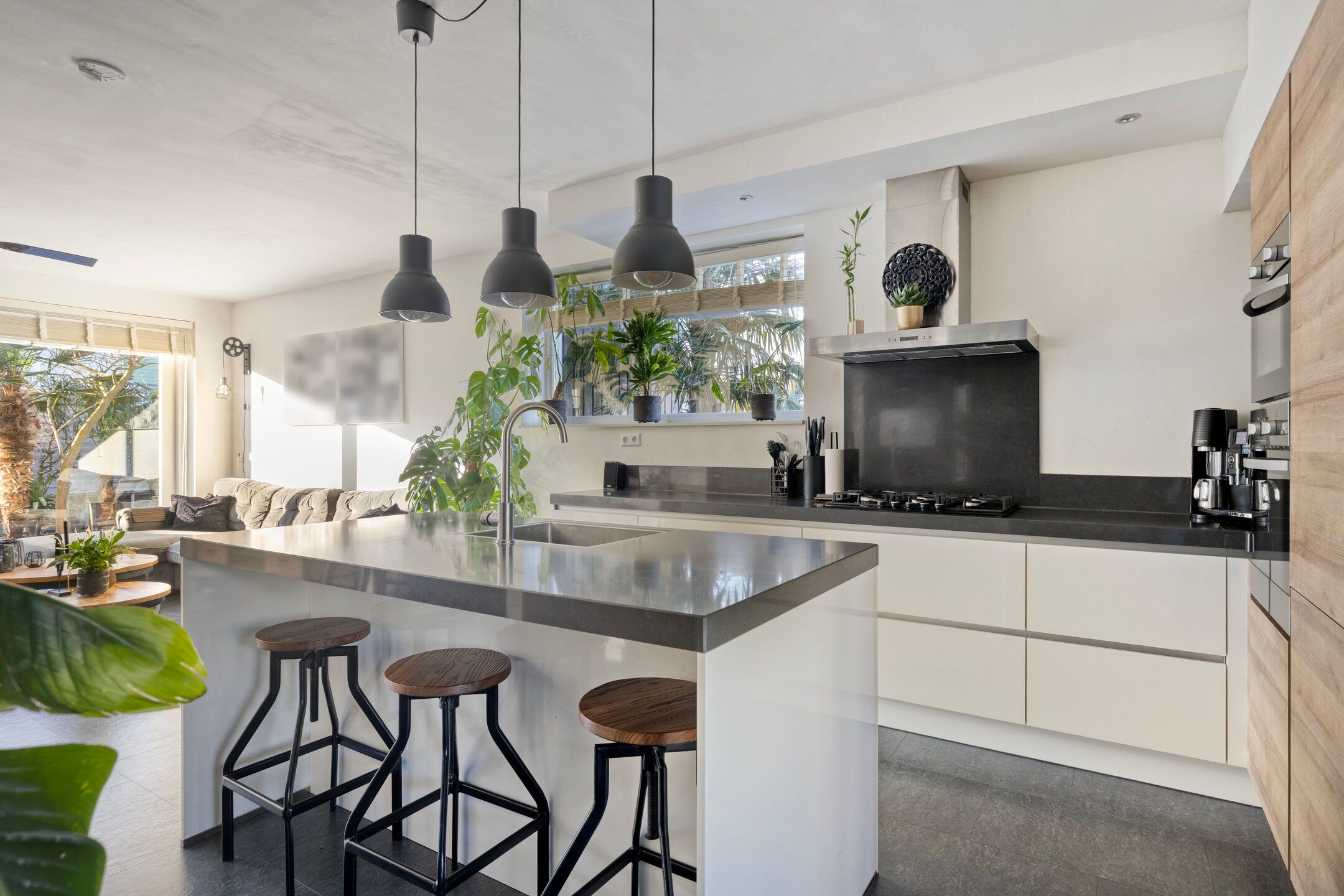 Photo 15 of Heemraad 71