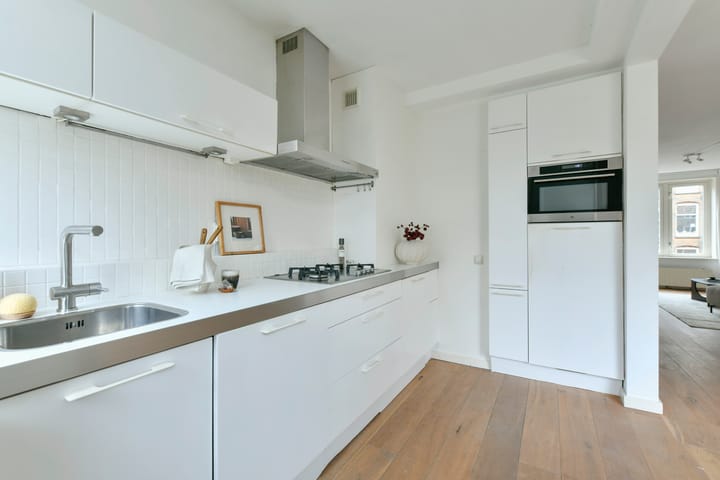 Photo 6 of Admiraal De Ruijterweg 252-1