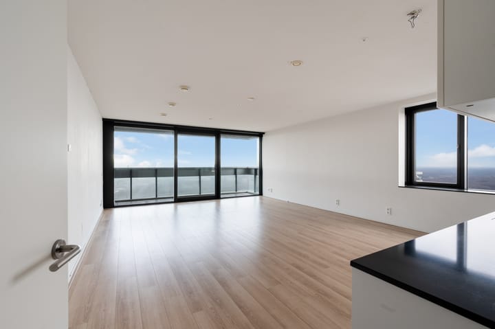 Photo 2 of Anna van Buerenplein 233