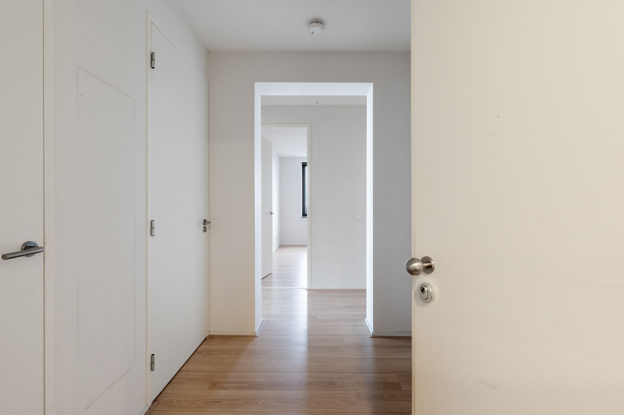 Photo 6 of Anna van Buerenplein 233