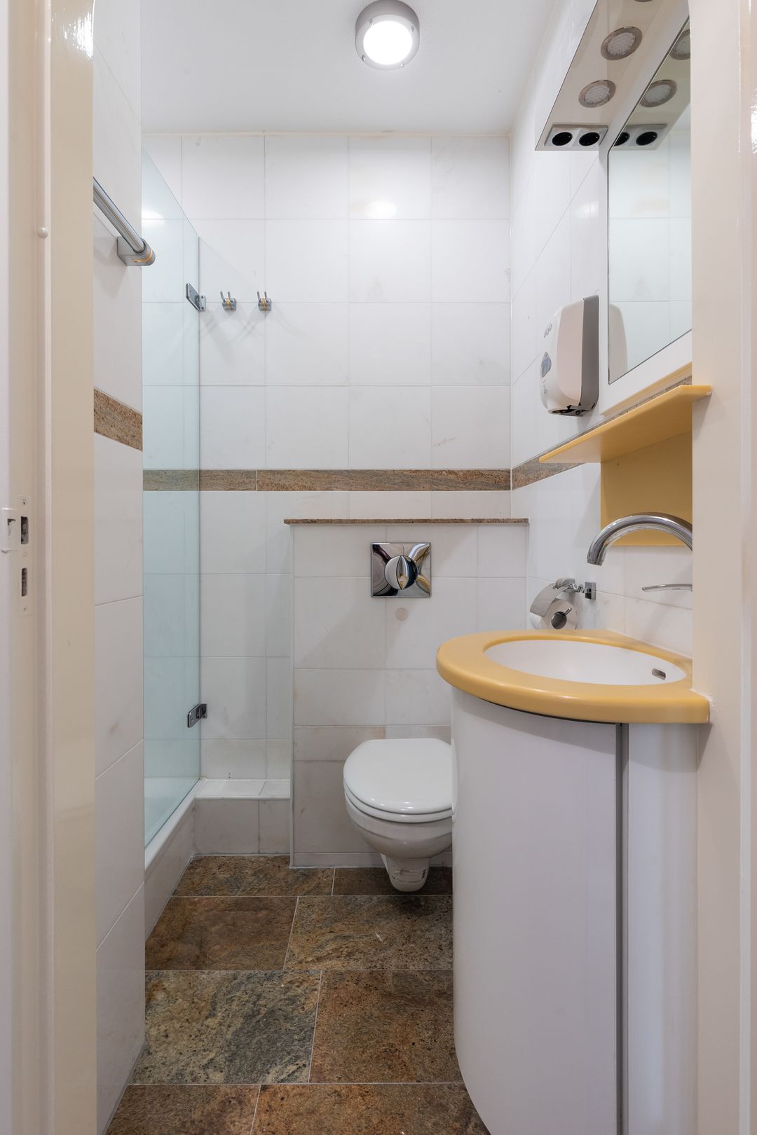 Photo 28 of Baron Sloetkade 257