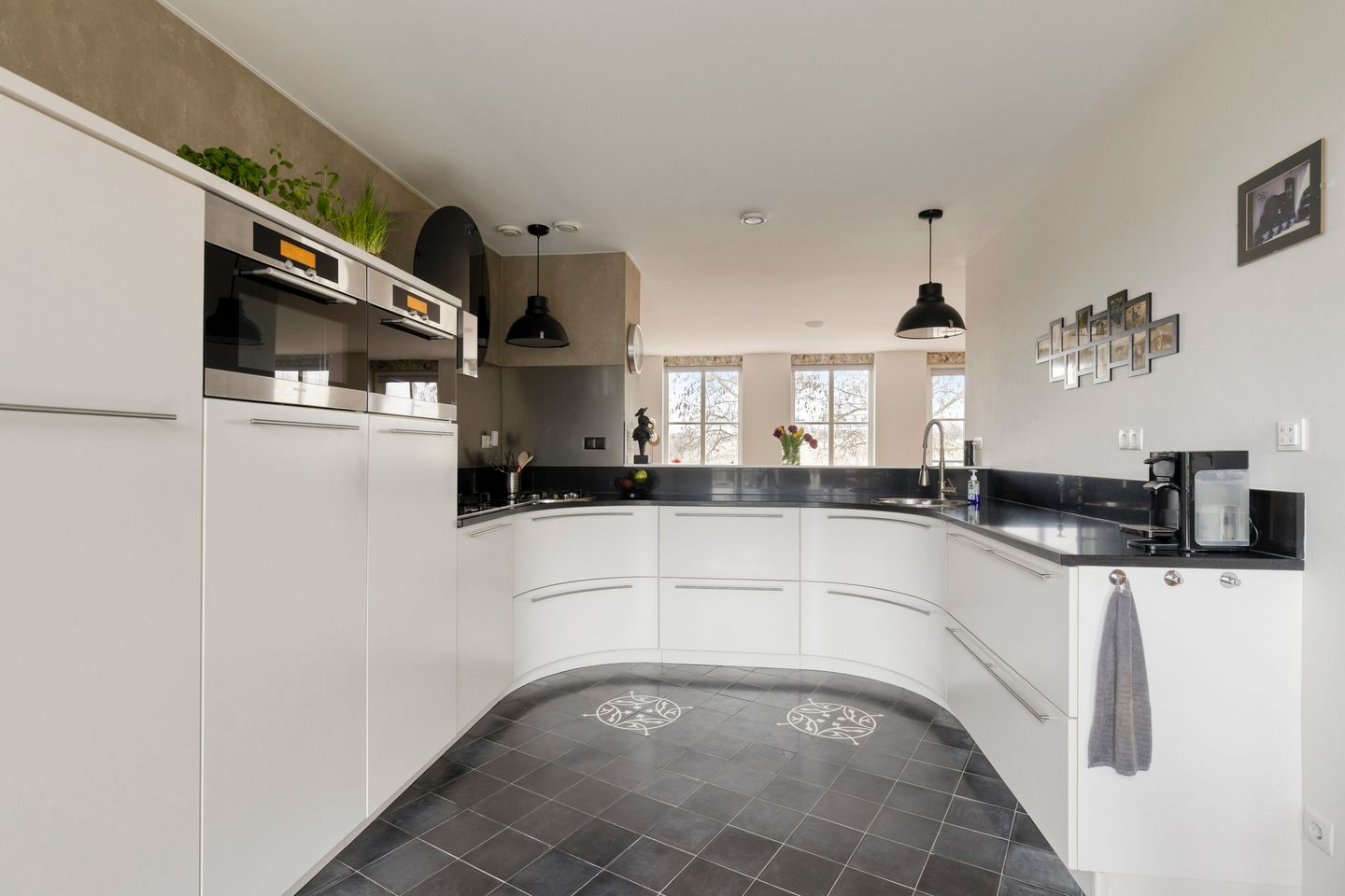 Photo 10 of Schrijverskwartier 65