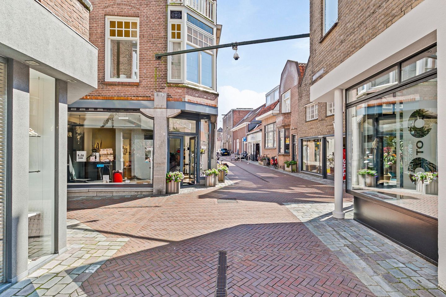 View photo 3 of Papegaaistraat 9