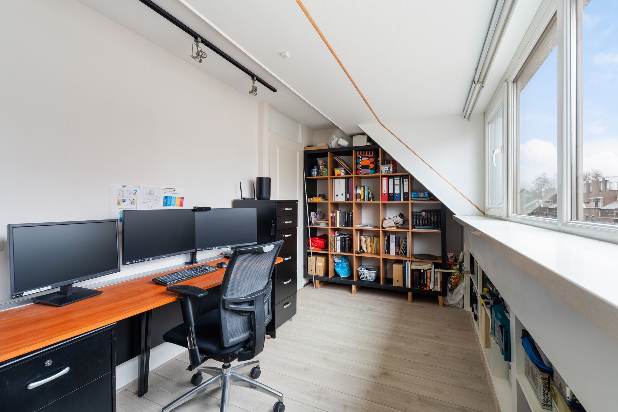 Foto 30 van Laan van de Mensenrechten 107