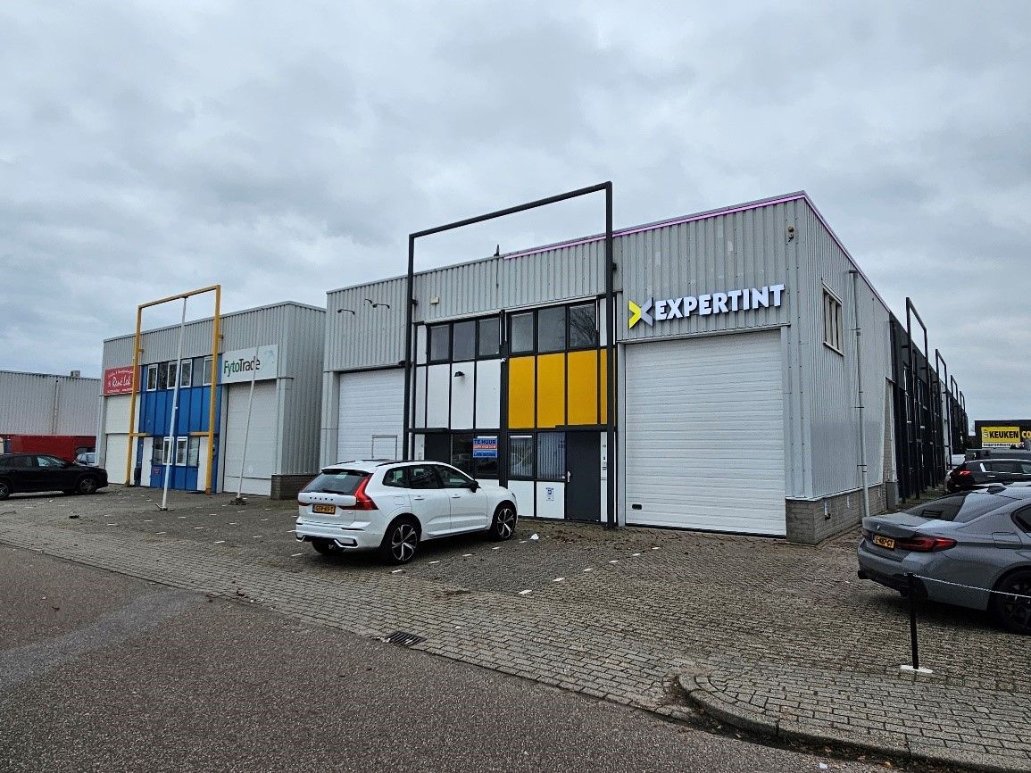 View photo 3 of Einsteinstraat 42