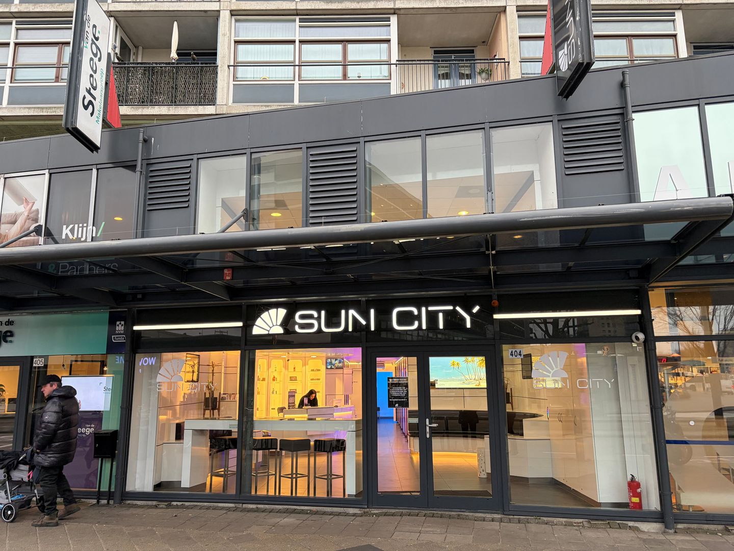 Bekijk foto 1 van Osdorpplein 404