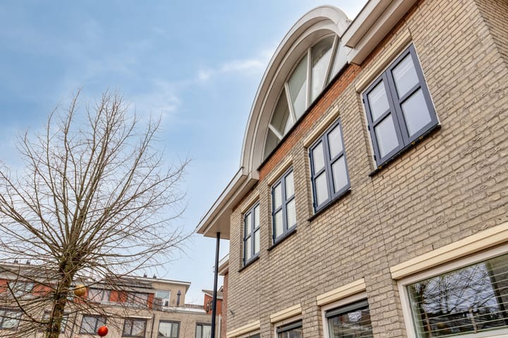 Foto 2 van Leliestraat 6