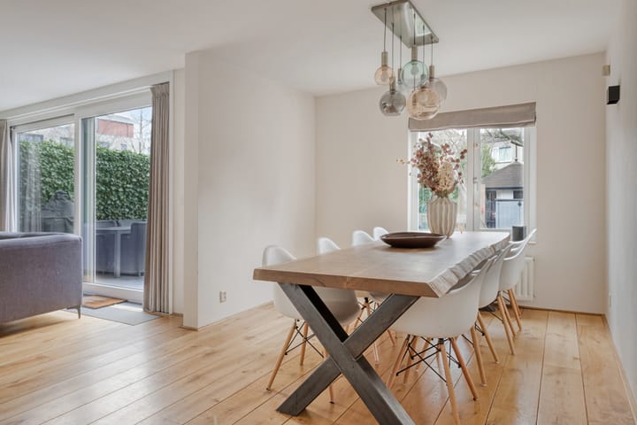 Foto 23 van Leliestraat 6