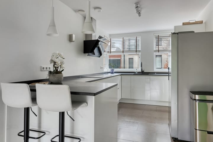 Foto 9 van Leliestraat 6