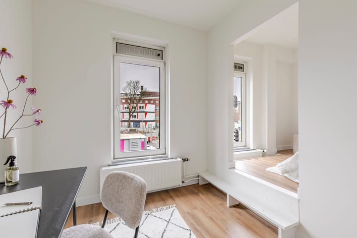 Photo 16 of Oudenoord 397