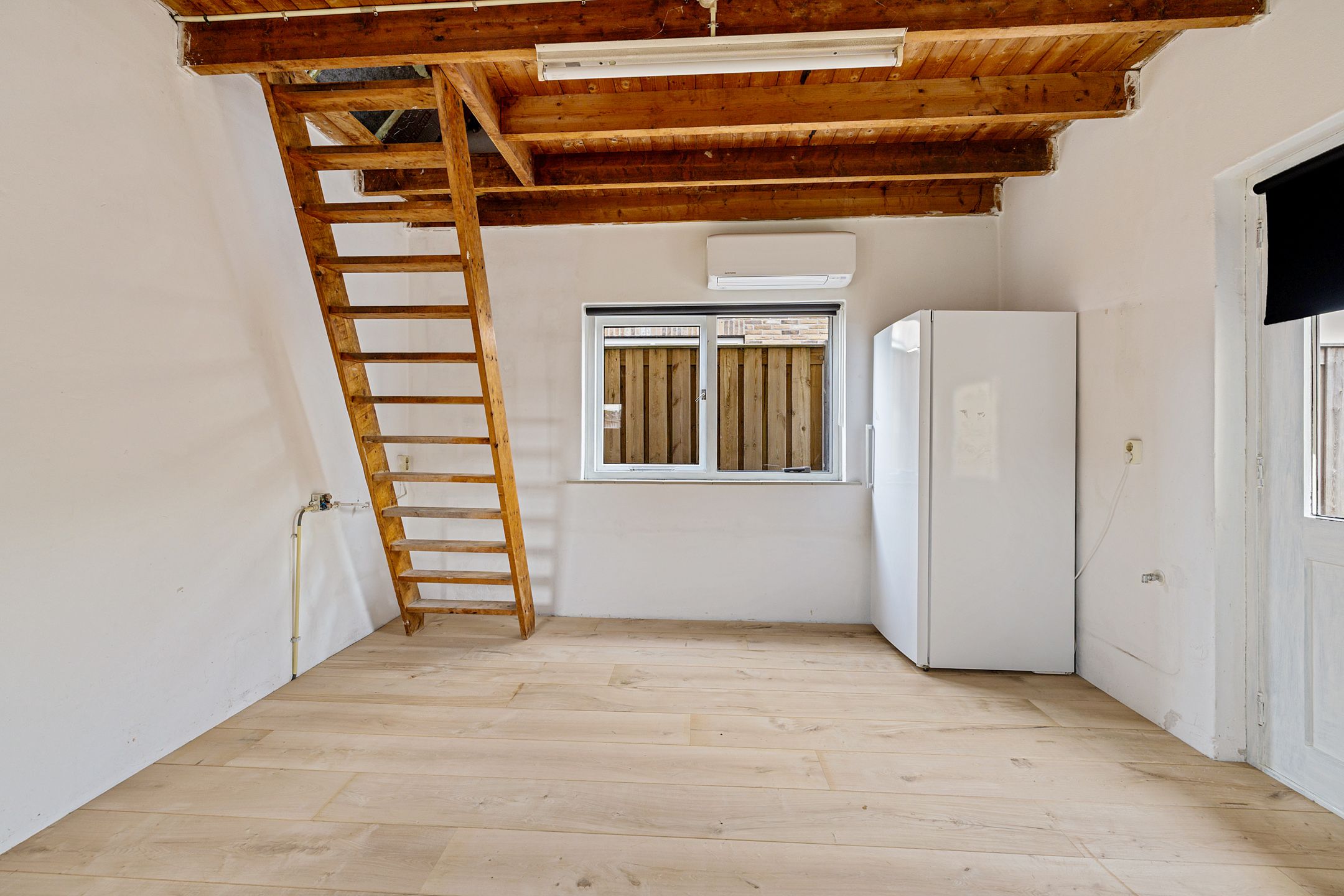 Foto 15 van Paasduinweg 6