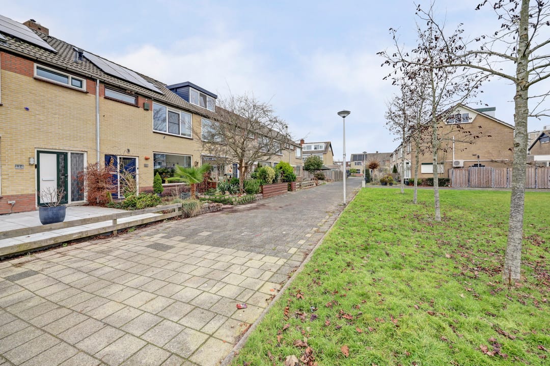 Foto 2 van Plutopad 10