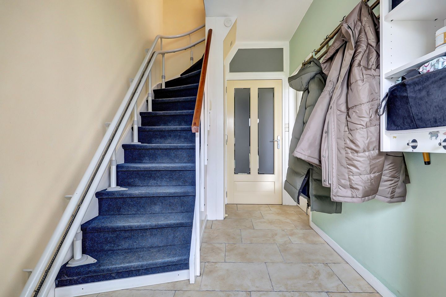 Foto 4 van Plutopad 10