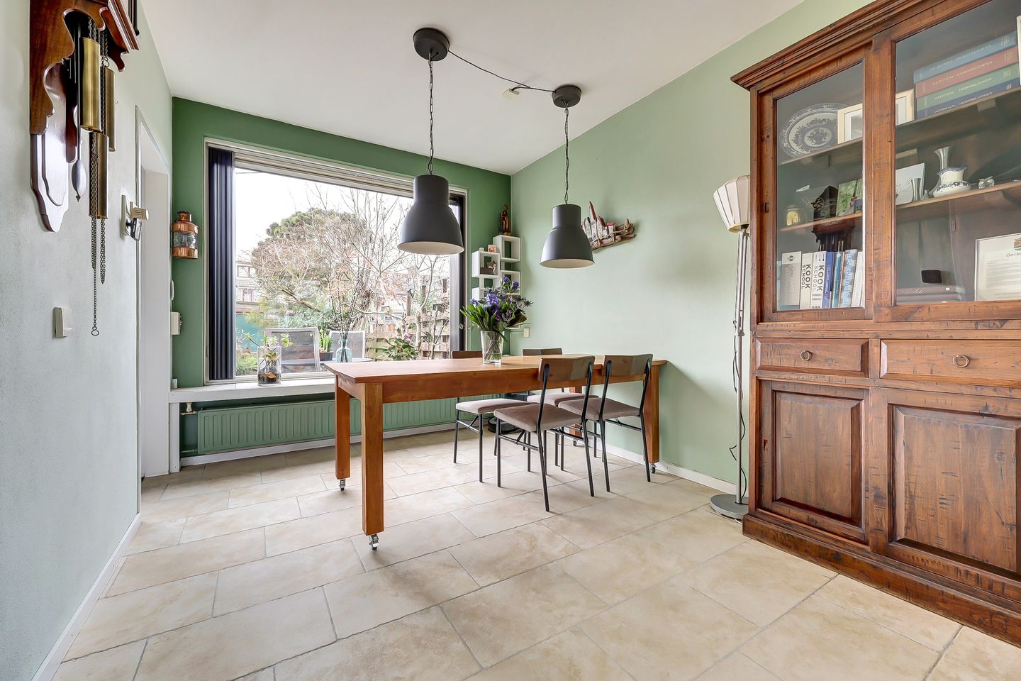 Foto 10 van Plutopad 10