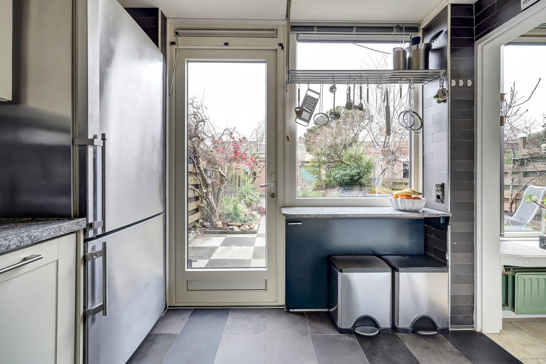 Foto 11 van Plutopad 10