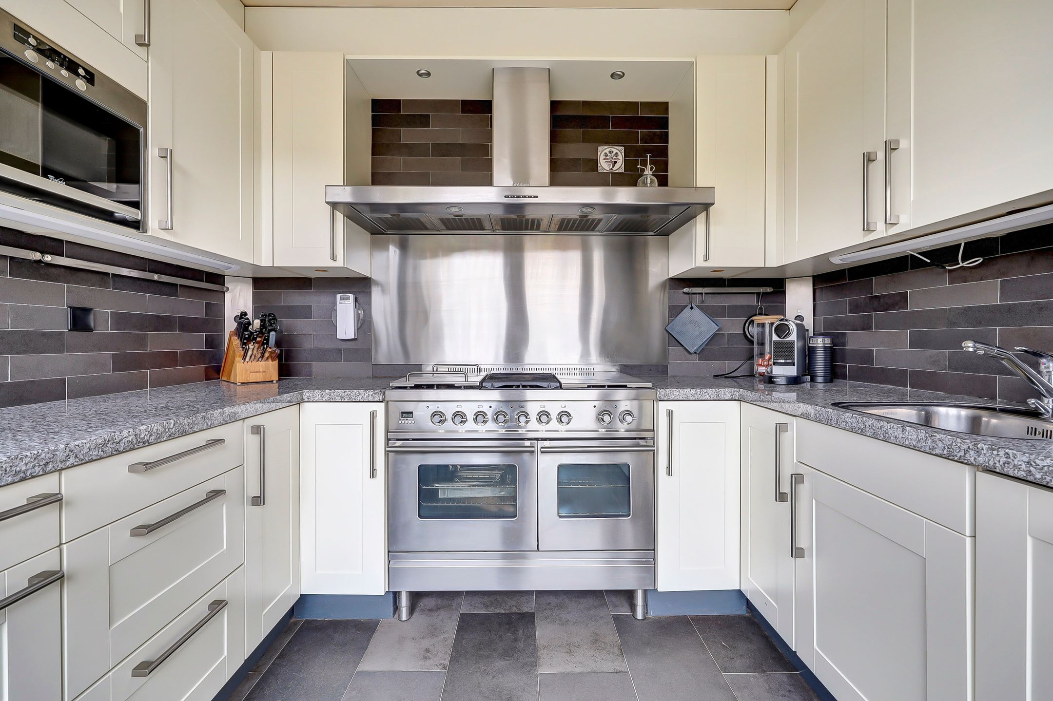 Foto 12 van Plutopad 10