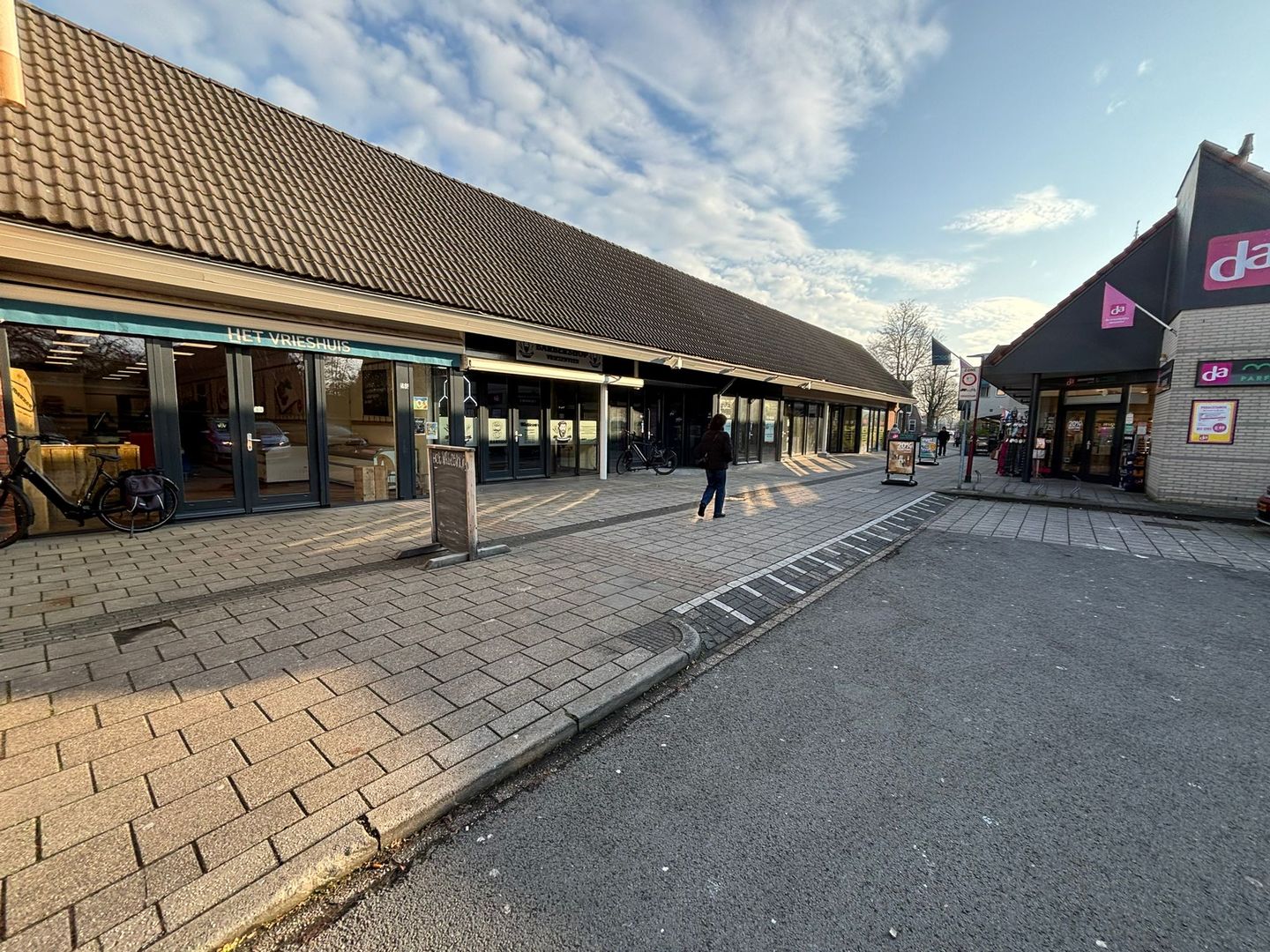 Bekijk foto 2 van Westeinde 48-e