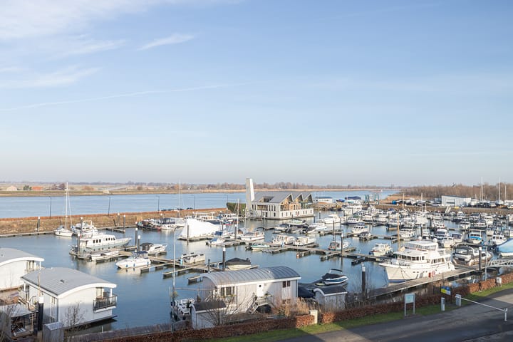 Photo 4 of Dorpsstraat 4-K