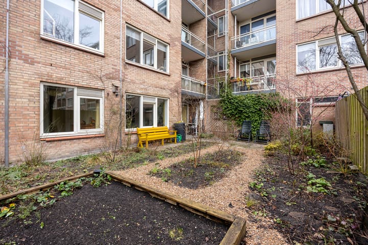 Foto 14 van Beemsterstraat 516