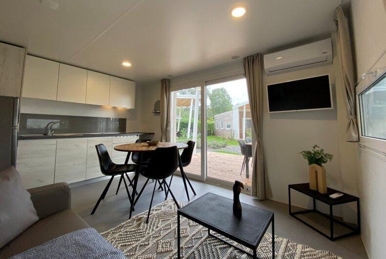 2-bedroom freehold villa in Dordrecht — photo 5 of 5
