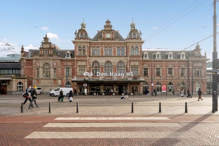 Stationsplein 45, Den Haag