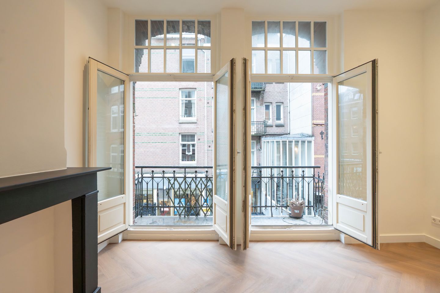 Foto 10 van Van Woustraat 138-1