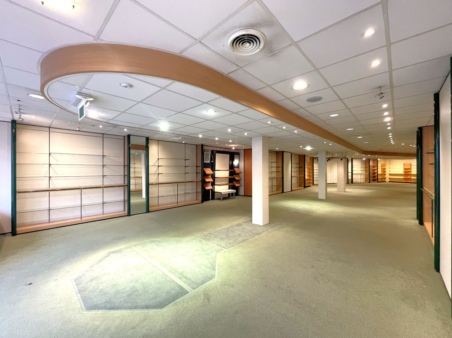 View photo 3 of Stationsstraat 67