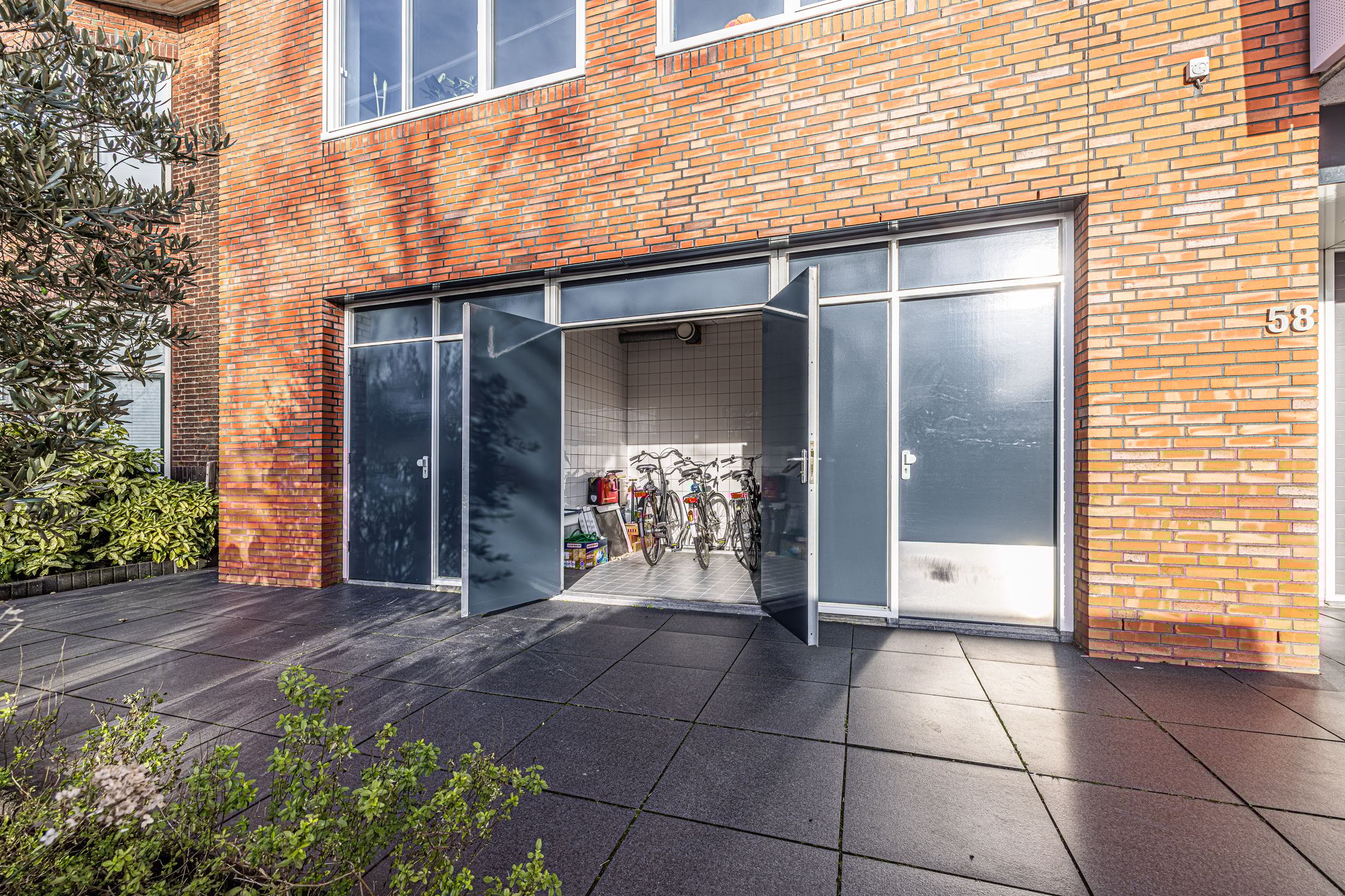 Photo 9 of Rijnsburgersingel 58-E