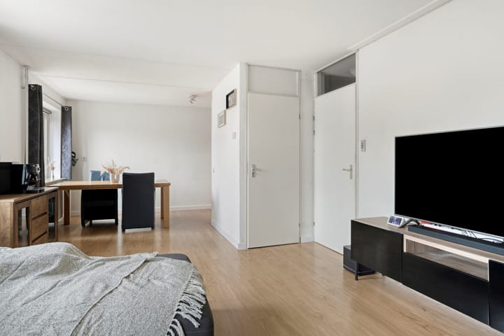 Foto 5 van Pieternel Koomansstraat 76