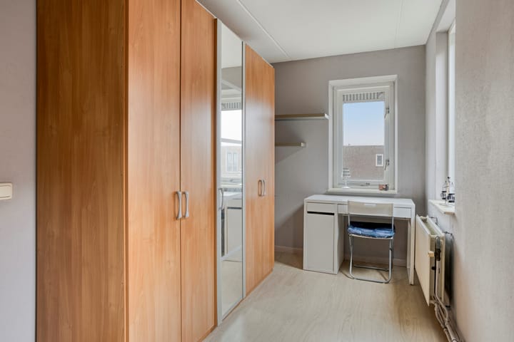 Foto 24 van Pieternel Koomansstraat 76