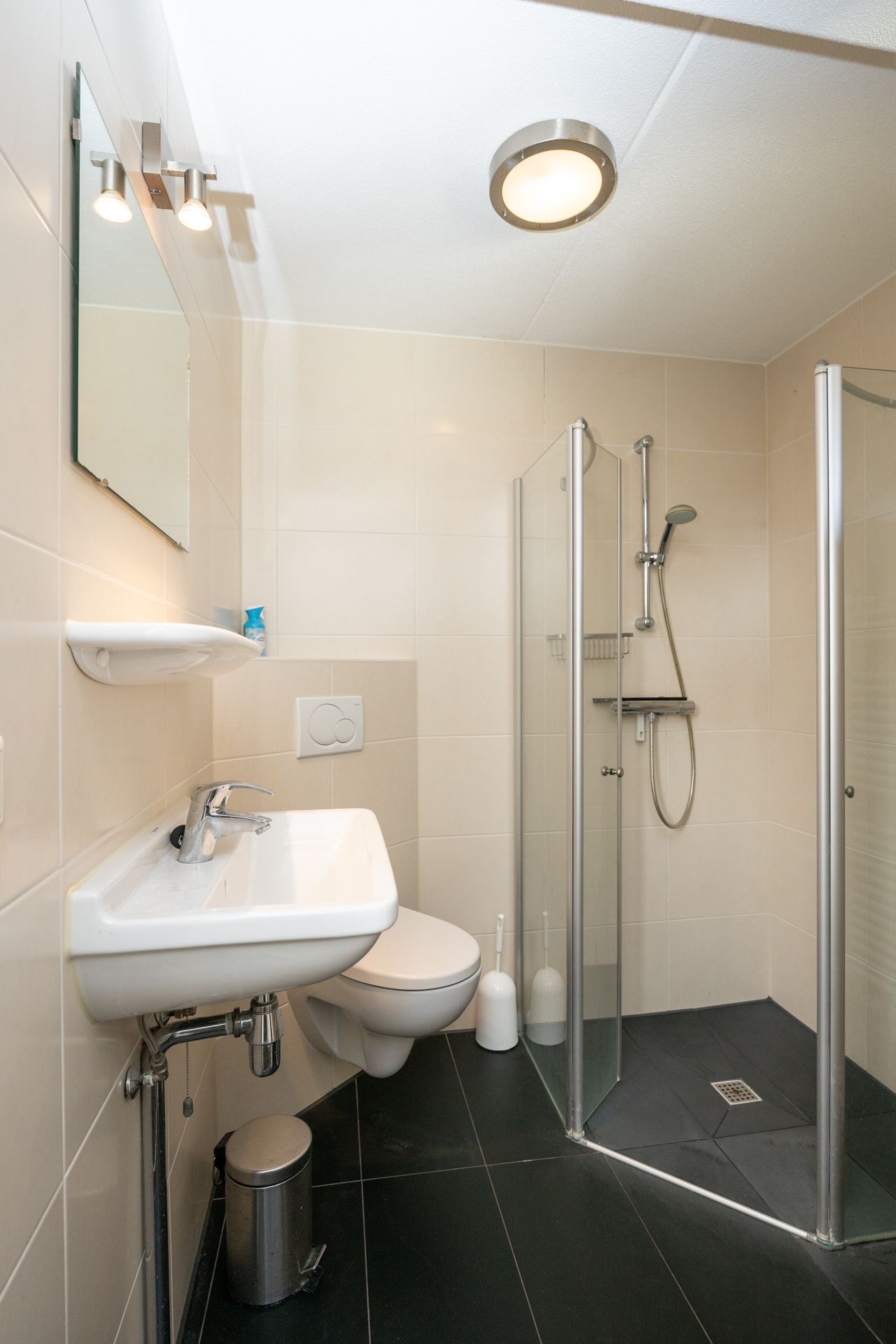 Foto 19 van Grensweg 336