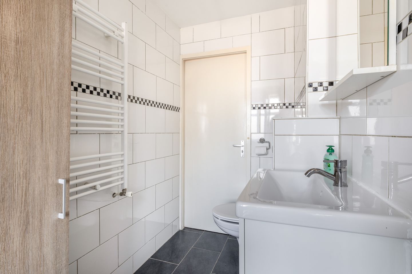 Foto 25 van Schoklandsestraat 29-C