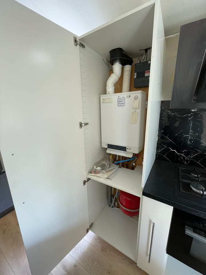 Photo 14 of Barneveldsestraat 49-B27