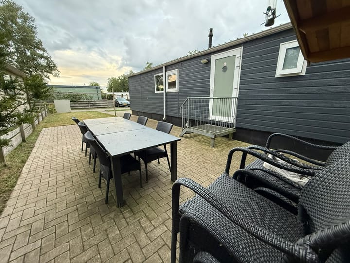 Photo 2 of Barneveldsestraat 49-B27