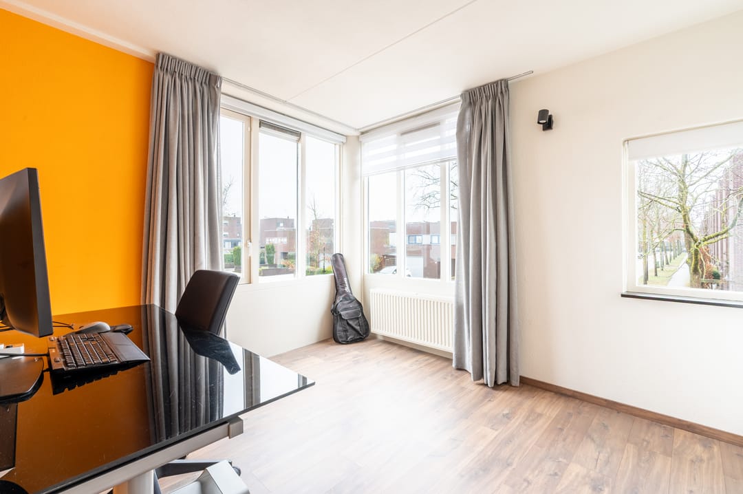 Photo 22 of De Bron 1