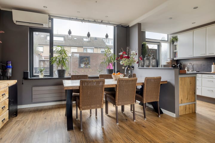 Foto 10 van Merwedelaan 28