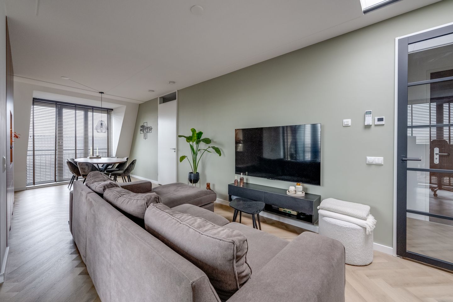 Photo 20 of Koningsoordlaan 176