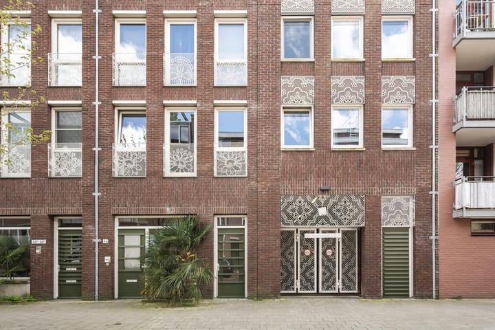 Photo 2 of Derde Oosterparkstraat 44