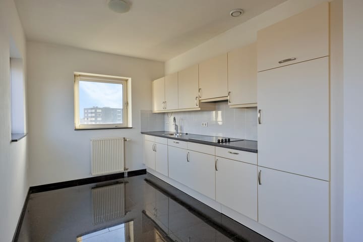 Photo 3 of Westpoint 179