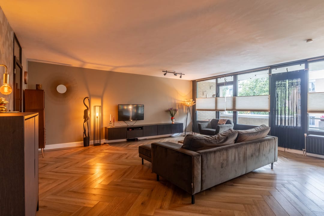 Photo 1 of Schaarsbergenstraat 82