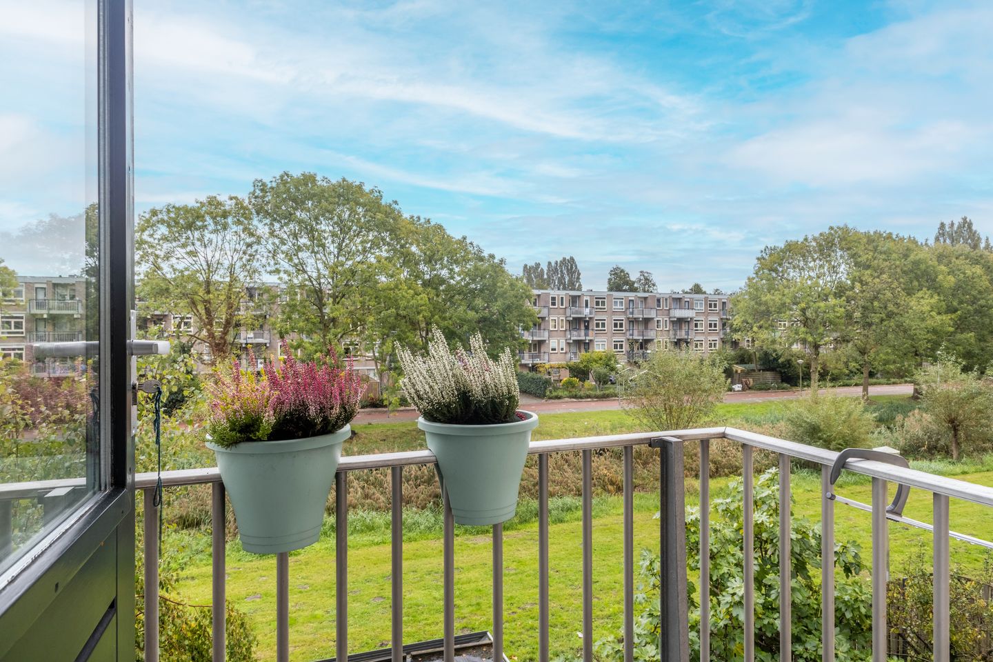 Photo 14 of Schaarsbergenstraat 82