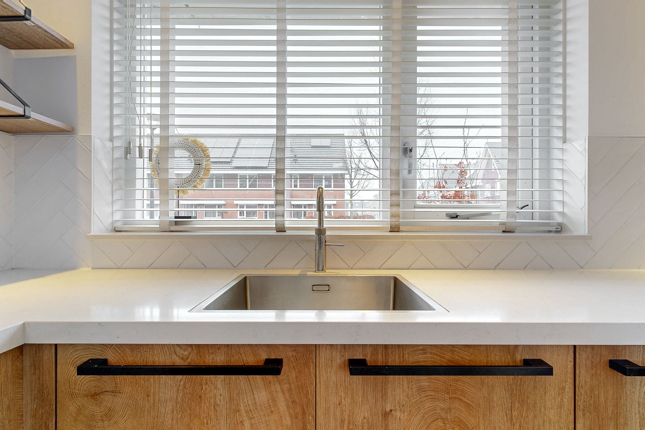 Foto 12 van Albert van Damstraat 18